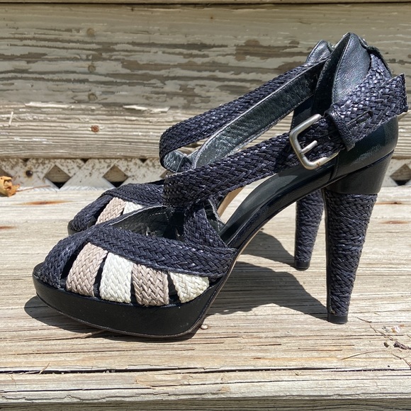 Rare! Stuart Weitzman Smooth + Woven Leather Stiletto Sandals Women's Size 9.5 - Picture 4 of 15